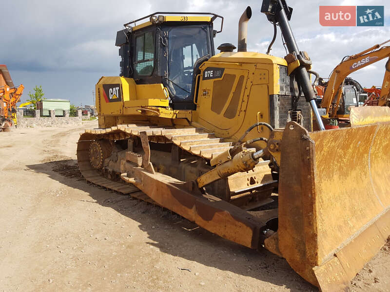Бульдозер Caterpillar D 2011 в Одесі
