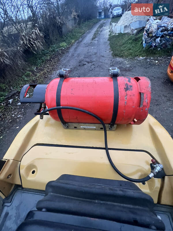 Вилочный погрузчик Caterpillar GP 2017 в Тернополе