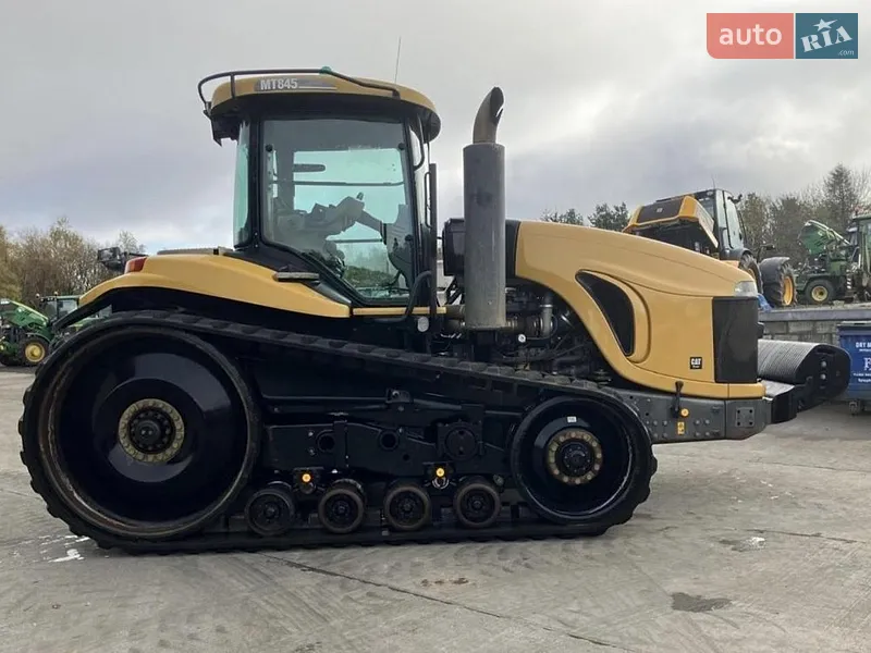 Caterpillar M 2004