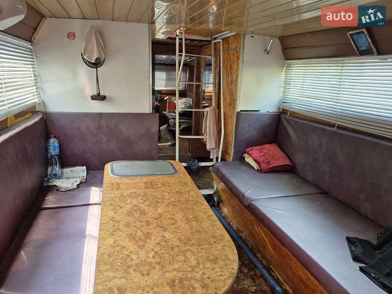 Катер Чайка МЛ 20 2005 в Києві