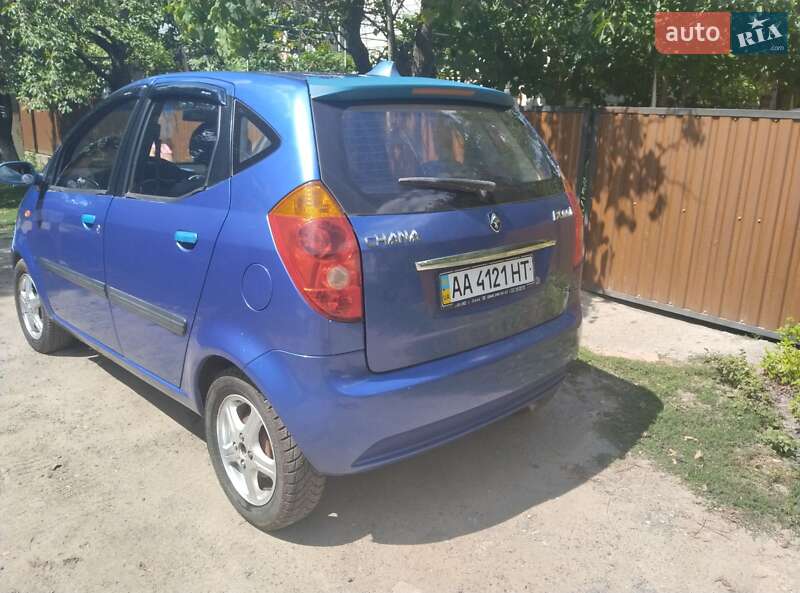 Седан Chana Benni 2008 в Тростянце