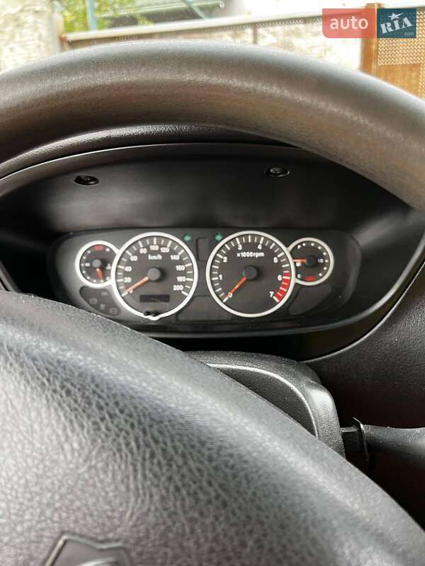 Хетчбек Chana Benni 2008 в Ужгороді