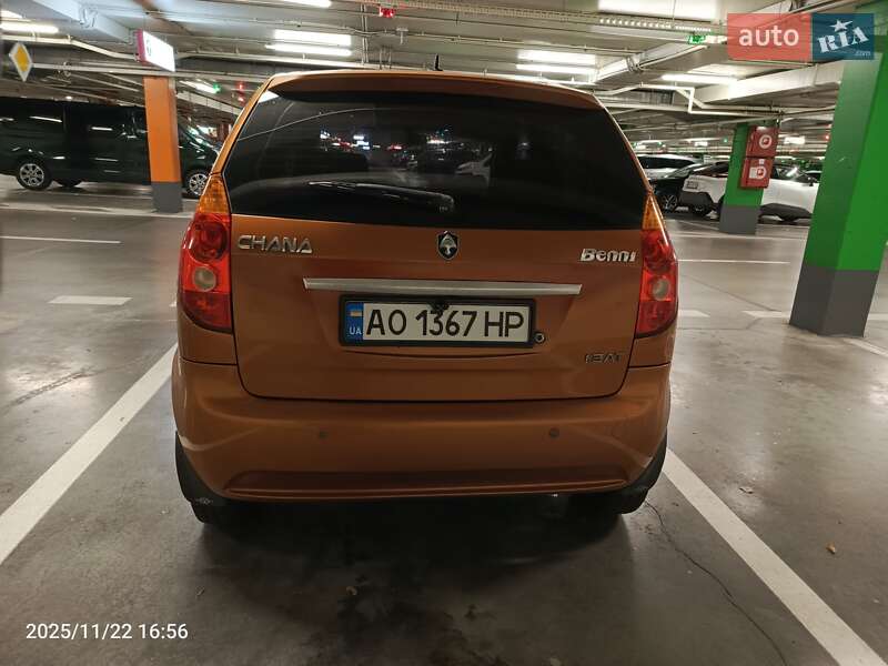 Хетчбек Chana Benni 2008 в Ужгороді