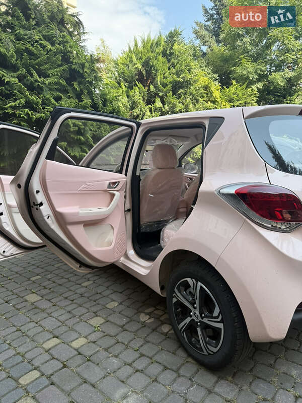 Хэтчбек Changan E-Star 2022 в Ивано-Франковске фото 2 Хэтчбек Changan E-Star 2022 в Ивано-Франковске