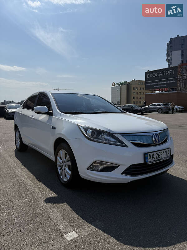 Седан Changan Eado 2017 в 