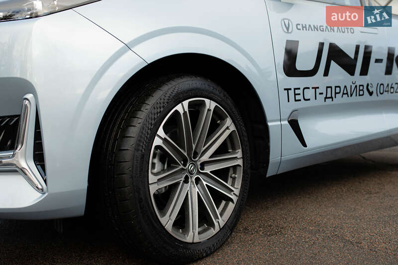 Позашляховик / Кросовер Changan Uni-K 2023 в Чернігові фото 22 Позашляховик / Кросовер Changan Uni-K 2023 в Чернігові