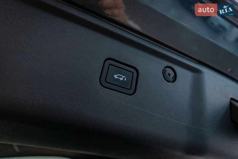 Позашляховик / Кросовер Changan Uni-K 2023 в Києві фото 8 Позашляховик / Кросовер Changan Uni-K 2023 в Києві