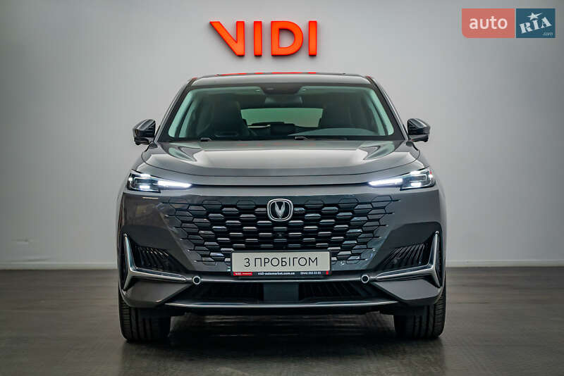 Позашляховик / Кросовер Changan Uni-K 2023 в Києві фото 5 Позашляховик / Кросовер Changan Uni-K 2023 в Києві