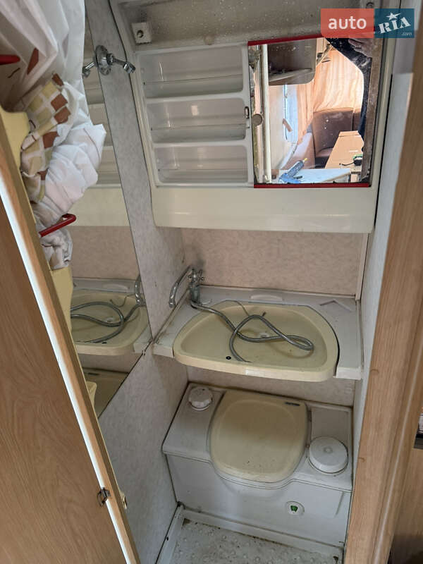 Прицеп дача Chateau 380 1992 в Киеве