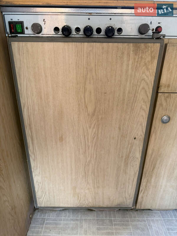 Прицеп дача Chateau 380 1992 в Киеве