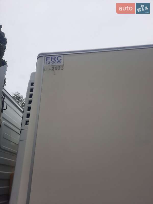 Рефрижератор напівпричіп Chereau CD 382CHB 2004 в Києві