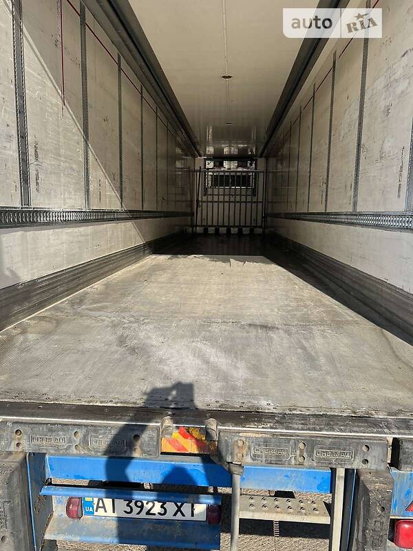 Рефрижератор полуприцеп Chereau CD381HB 2006 в Киеве