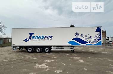 Рефрижератор напівпричіп Chereau ThermoKing 2009 в Дубні