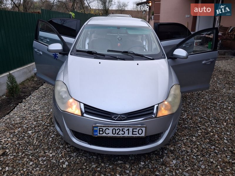 Лифтбек Chery A13 2010 в Добромиле