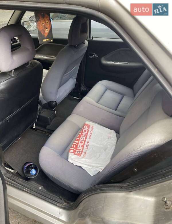 Лифтбек Chery A15 2007 в Дымере