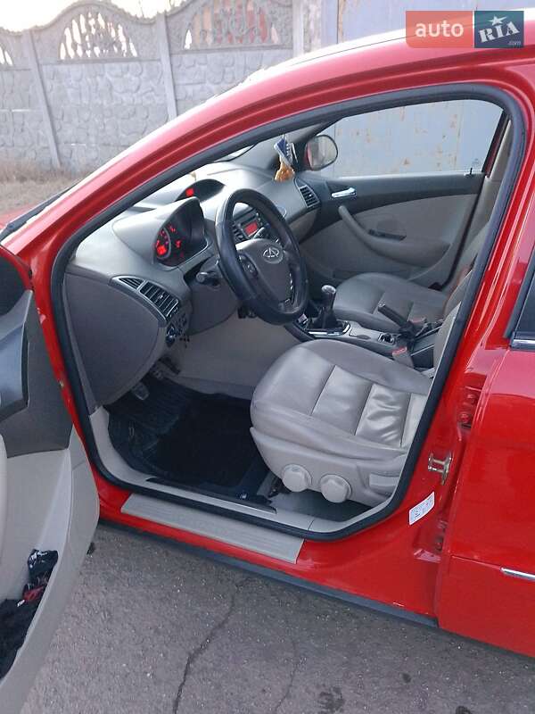 Хетчбек Chery A3 2010 в Знам'янці фото 3 Хетчбек Chery A3 2010 в Знам'янці