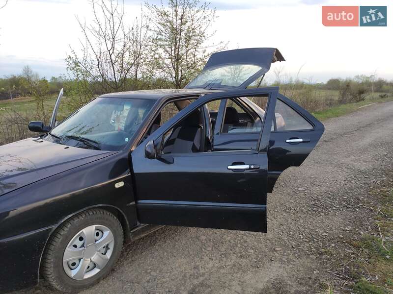 Седан Chery Amulet 2007 в Калуші