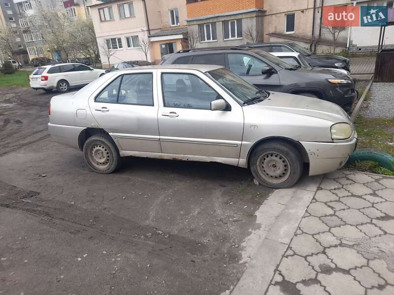 Седан Chery Amulet 2007 в Городке