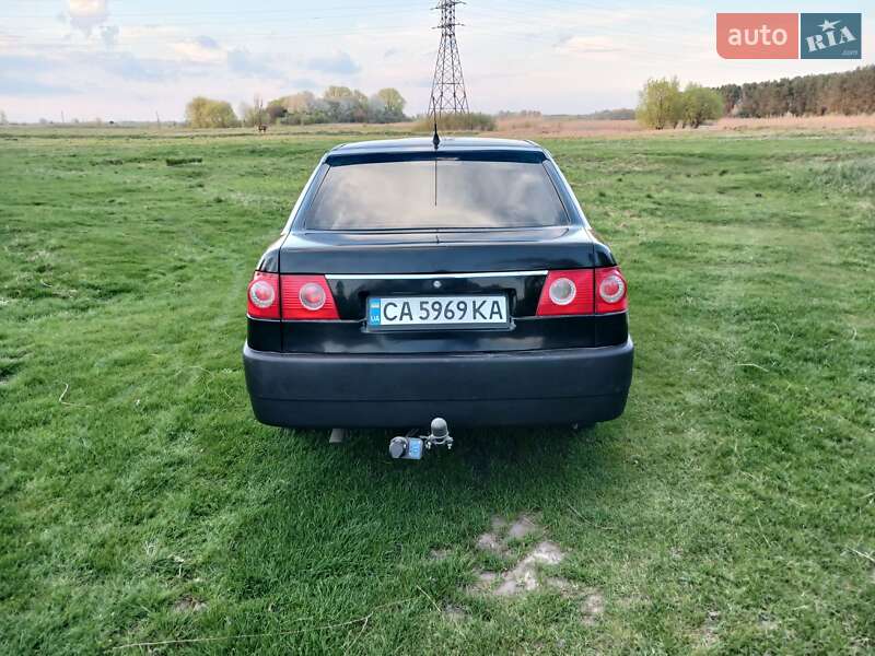 Лифтбек Chery Amulet 2011 в Виннице