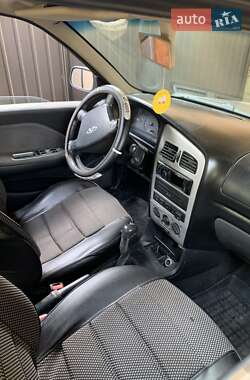 Седан Chery Amulet 2008 в Хусте
