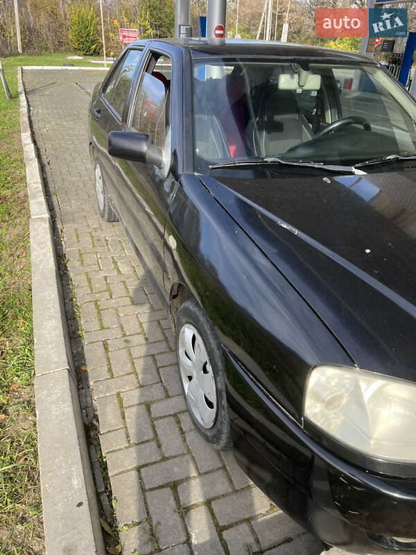 Седан Chery Amulet 2004 в Черновцах