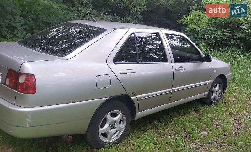 Седан Chery Amulet 2008 в Житомире