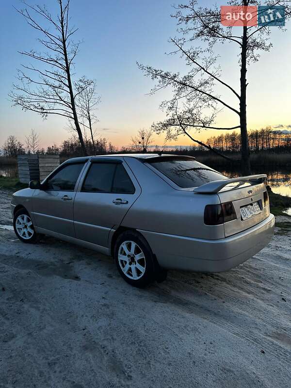 Седан Chery Amulet 2008 в Чутовому