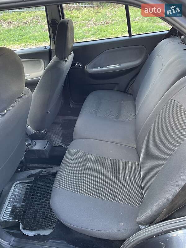 Седан Chery Amulet 2008 в Днепре