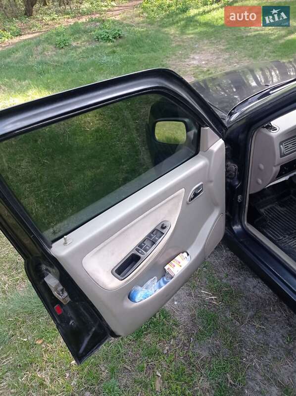 Седан Chery Amulet 2007 в Нетешине