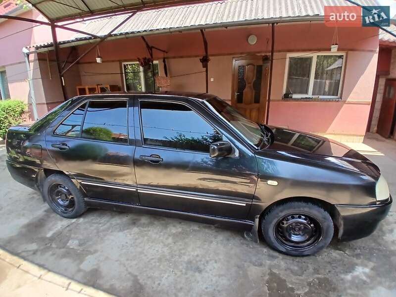 Седан Chery Amulet 2007 в Ужгороде