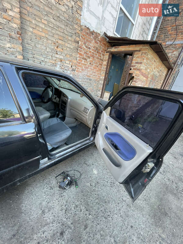 Лифтбек Chery Amulet 2007 в Житомире