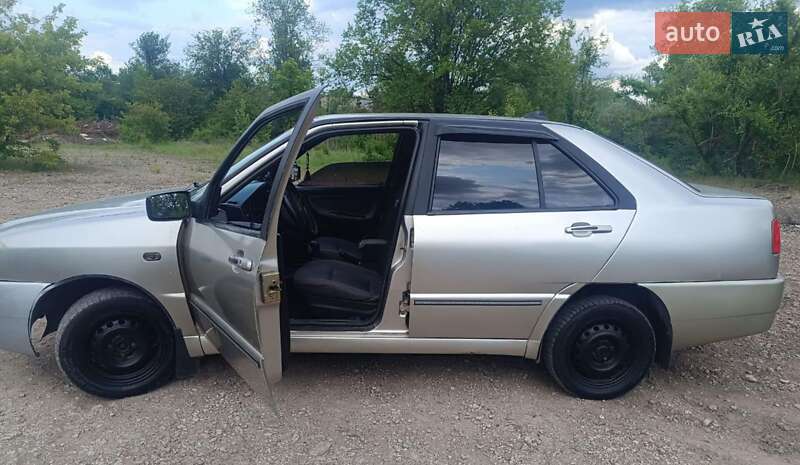 Седан Chery Amulet 2008 в Кривому Розі