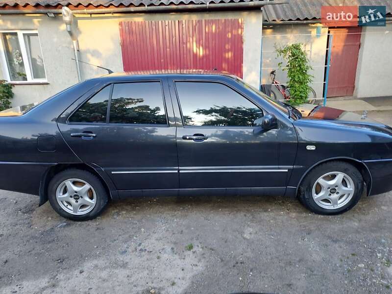 Седан Chery Amulet 2008 в Гусятині