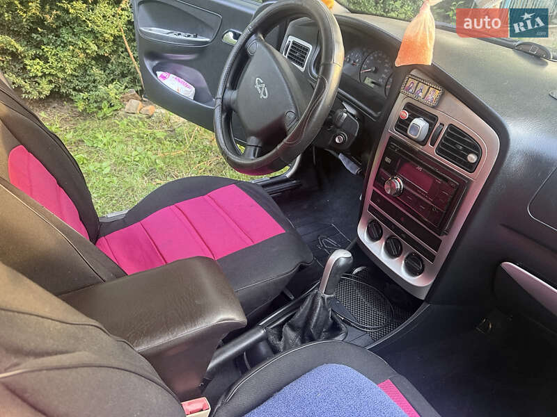 Лифтбек Chery Amulet 2011 в Мурованых Куриловцах