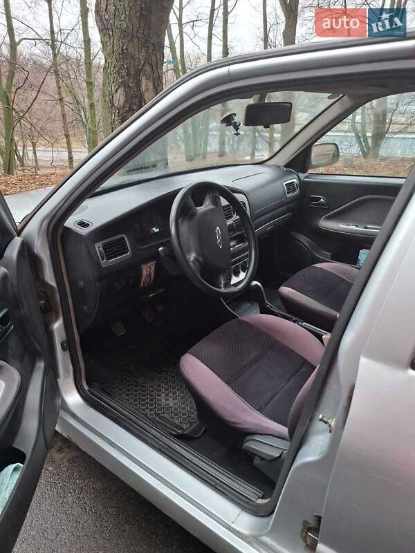 Лифтбек Chery Amulet 2011 в Киеве фото 5 Лифтбек Chery Amulet 2011 в Киеве