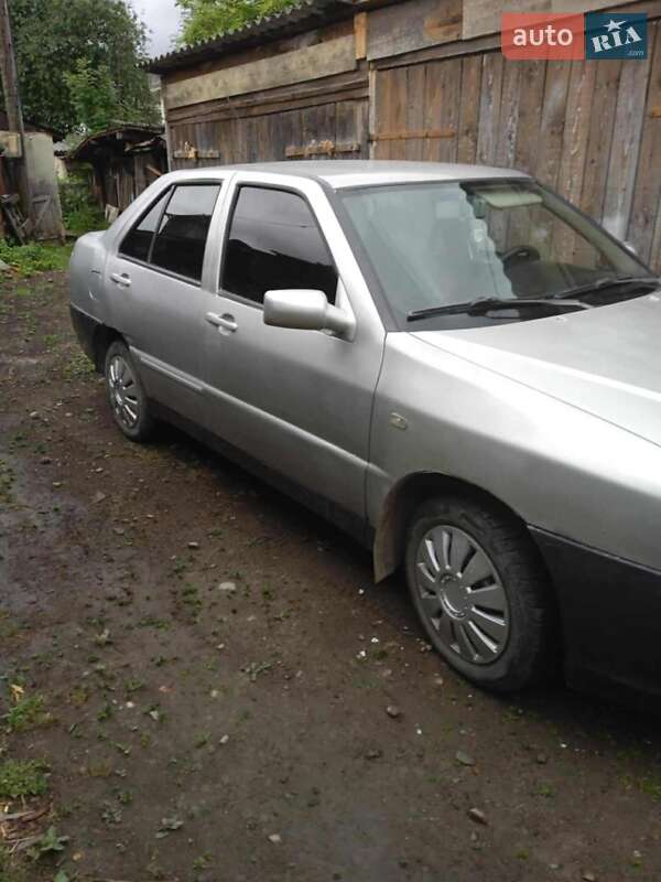 Седан Chery Amulet 2008 в Сколе