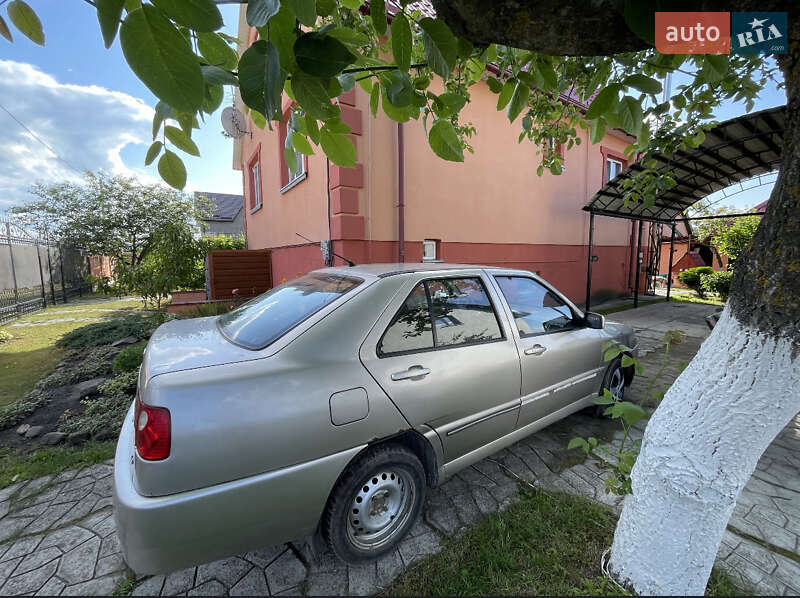 Седан Chery Amulet 2007 в Костополе