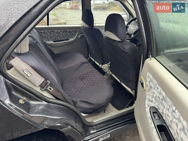 Седан Chery Amulet 2005 в Городище