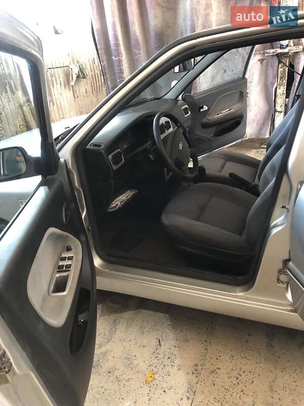 Седан Chery Amulet 2008 в Киеве фото 5 Седан Chery Amulet 2008 в Киеве