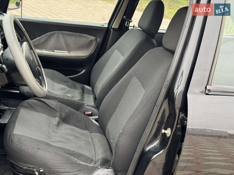 Седан Chery Amulet 2008 в Чернівцях фото 14 Седан Chery Amulet 2008 в Чернівцях