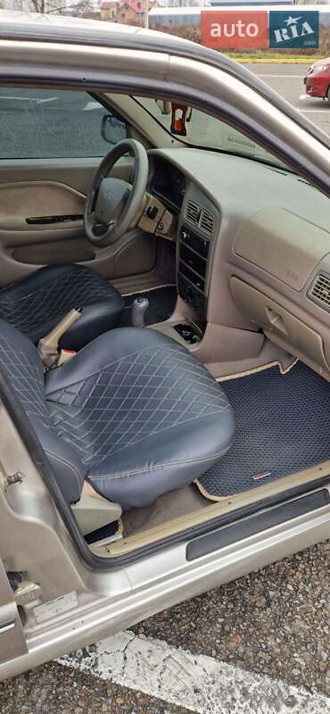 Седан Chery Amulet 2007 в Чернівцях