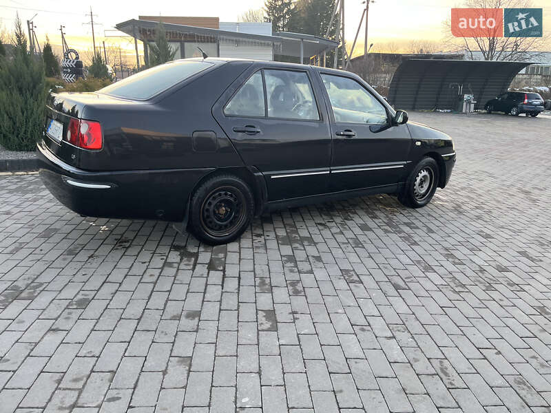 Седан Chery Amulet 2008 в Городенке