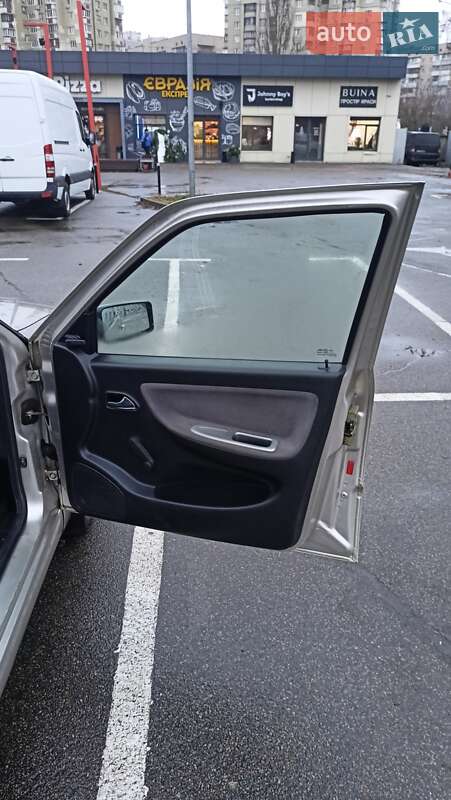 Седан Chery Amulet 2008 в Киеве фото 11 Седан Chery Amulet 2008 в Киеве