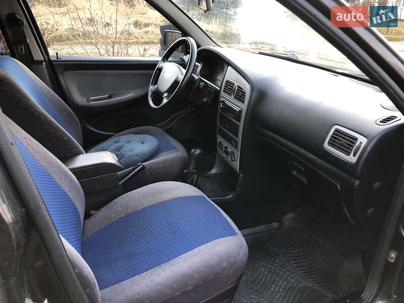 Седан Chery Amulet 2008 в Бориславе