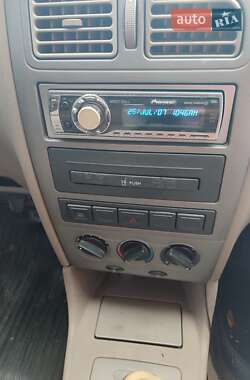 Седан Chery Amulet 2007 в Буче