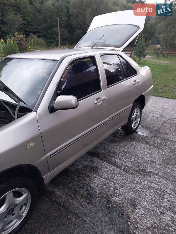 Седан Chery Amulet 2008 в Делятине