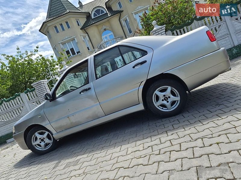 Седан Chery Amulet 2007 в Черновцах