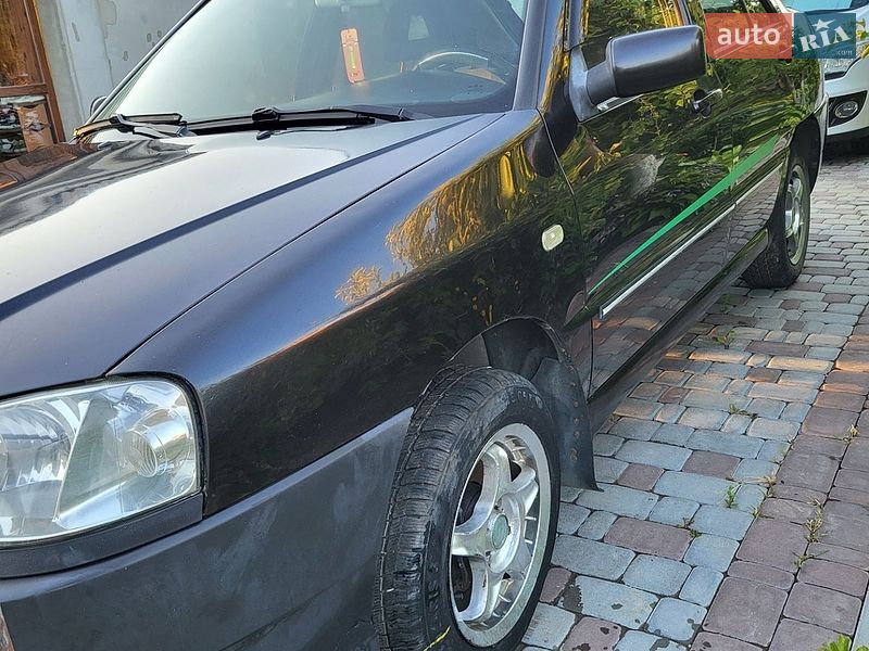 Седан Chery Amulet 2008 в Хмельнике