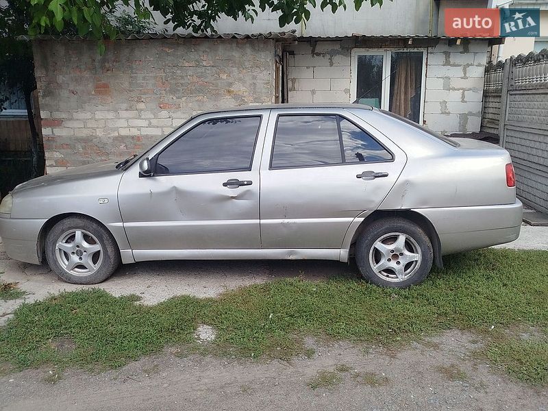 Седан Chery Amulet 2007 в Ровно