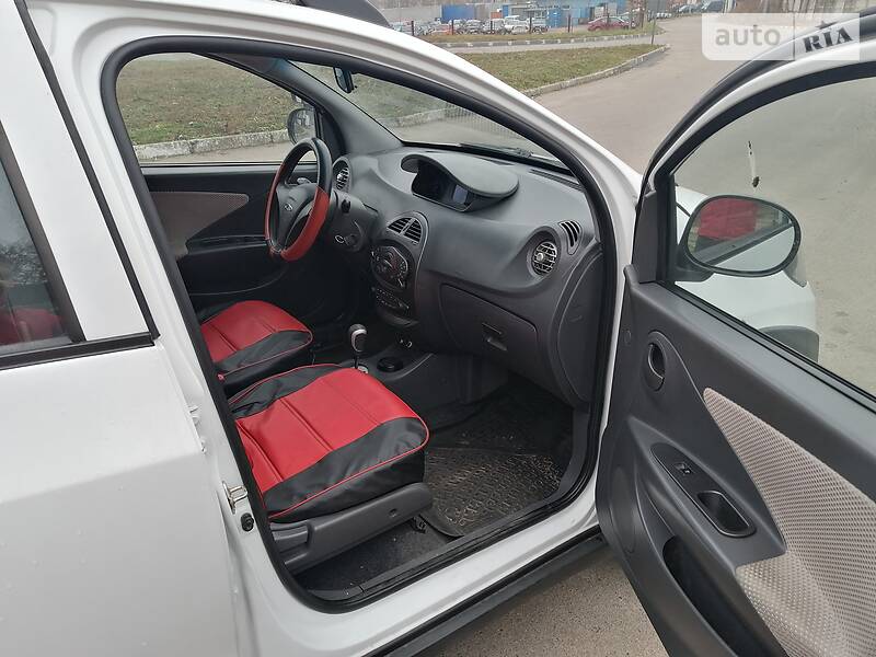 Хетчбек Chery Beat 2012 в Житомирі фото 15 Хетчбек Chery Beat 2012 в Житомирі